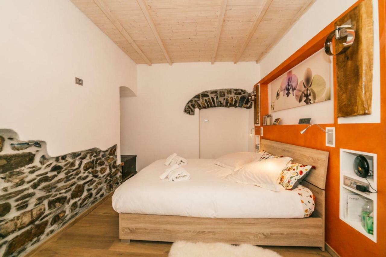 Casa Bisou Italia Wifi Et Parking Free Privato Villa Diano San Pietro Exterior photo