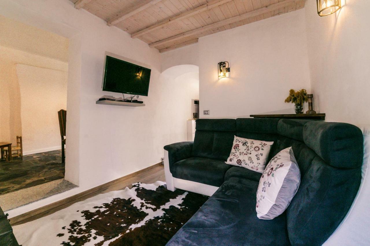 Casa Bisou Italia Wifi Et Parking Free Privato Villa Diano San Pietro Exterior photo